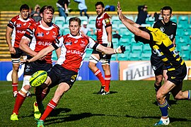 Canberra Vikings clear the ball