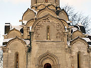 Saviour Cathedral of the Andronikov Monastery, combination of zakomars and kokoshniks typical for Moscow style