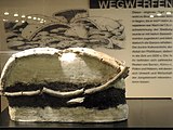 Topf mit Sedimenten und Resten von Speisen und Pflanzen 3230 v. Chr., Horgener Kultur