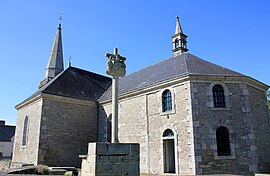 The church of Saint-Arnould, in Saint-Allouestre