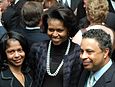 Michelle Obama (center)