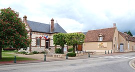 The town hall in Paucourt