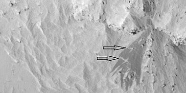 Close view of dark slope streak with strange breaks, as seen by HiRISE under HiWish program