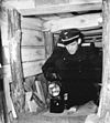 Ein Polizist im Tunnel