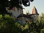 Schloss Bioley-Magnoux und Scheune