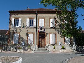 The town hall in Le Faget
