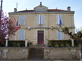 The town hall in Saint-Germain-de-Grave