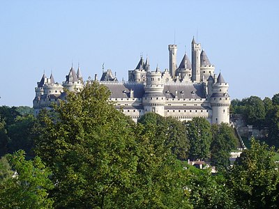 Château de Pierrefonds, 19th-century completion of an unfinished medieval castle by Eugène Viollet-le-Duc