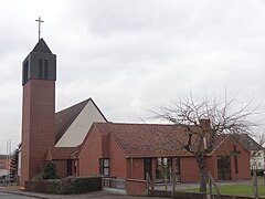 Kirche, Gemeindezentrum von Süden