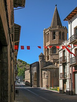Sangüesa, street scene