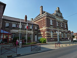 The town hall in Hérin