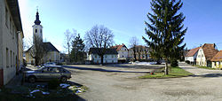 Zrinski Square in Slunj