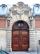 Entrance of l'Hôtel d'Almeras