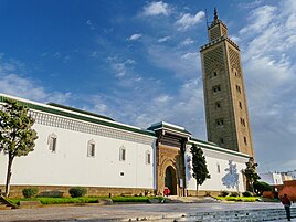 Sunnah Mosque, built in 1785 under Sultan Muhammad III[75]