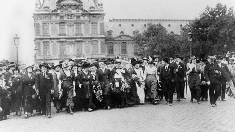 Women's suffrage demonstration in Paris on 5 July 1914
