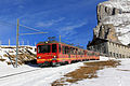 Triebzüge der Jungfraubahn in Mehrfachsteuerung zwischen Kleiner Scheidegg und Eigergletscher im Berner Oberland, 2012