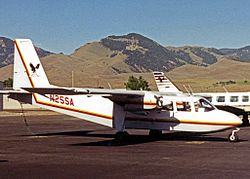 Britten-Norman BN-2 Islander der Salmon Air