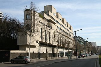 Building in the Pacquebot or ocean liner style, 3 boulevard Victor (15th arrondissement), (1935)