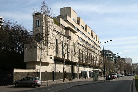 Apartment building by Pierre Patout in the Pacquebot or ocean liner style, 3 boulevard Victor (15th arrondissement), (1934–35)