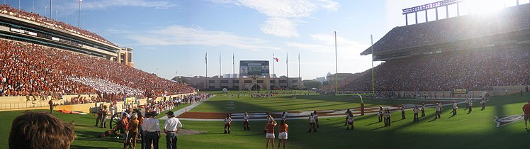 Darrell K Royal–Texas Memorial Stadium - Austin