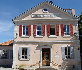 The town hall of Saint-Pierre-d'Argençon