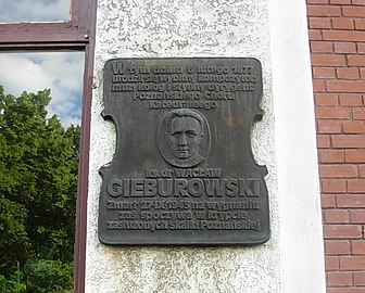 Commemorative plaque for Wacław Gieburowski