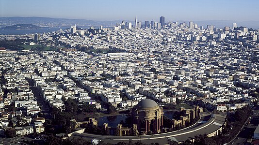 Modern view of PPIE grounds, directed east-southeast in 1980; cropped from a photograph by Carol Highsmith. The Palace of Fine Arts is prominent in the foreground.