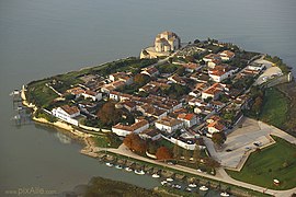 An aerial view of the bastide in the Gironde estuary