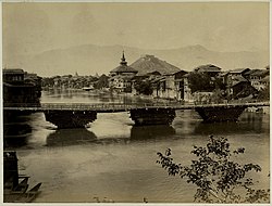 Fluss Jhelam in der Stadt Srinagar (ca. 1880)
