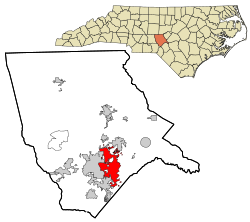 Location of Southern Pines in Moore County, North Carolina (bottom) and of Moore County in North Carolina (top)
