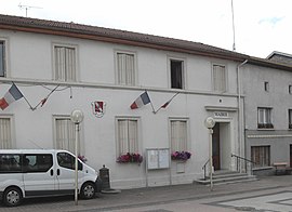 The town hall in Portieux