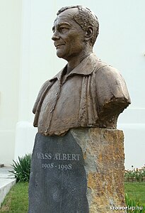 Albert Wass statue in Törökszentmiklós, Hungary (2010)
