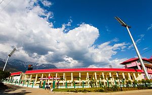 Das Himachal Pradesh Cricket Association Stadium in Dharamsala (April 2012).