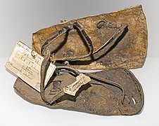 Pair of sandals (Sakalava people). It was exhibited at the World Exhibition in Paris in 1900 MHNT