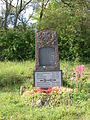 Denkmal für die Gefallenen der beiden Weltkriege auf dem Friedhof