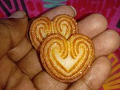 Little heart-shaped cookies from India