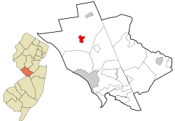 Location of Pennington in Mercer County highlighted in red (right). Inset map: Location of Mercer County in New Jersey highlighted in orange (left).
