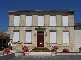 The town hall in Savignac