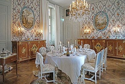 Dining room of the Intendant Ville d'Avray
