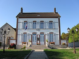 The town hall in Courcelles-en-Bassée