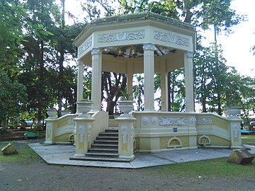 The pavilion at the Balvanero Vargas park