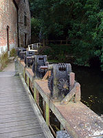 The bridge and weir mechanism at Sturminster Newton on the River Stour, Dorset, UK