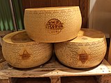 Grana Padano (granular cheese)