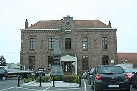 The town hall in Aubigny-au-Bac