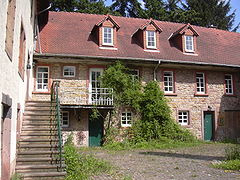 Felsenmühle, Innenhof und Wohnflügel