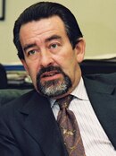 João de Deus Pinheiro, Member of the EC (1997) (cropped).tif