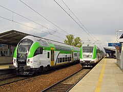 Koleje Mazowieckie trains at Warszawa Wschodnia