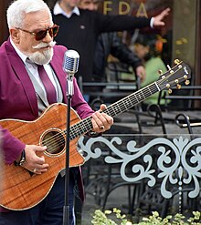 Samardžić performing in 2017