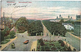 Herrenhäuser Allee, laid out in 1726 (postcard from 1906)