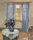 Stue med lyseblå gardiner og blå Clematis (Room with light blue curtains and Blue Clematis , 1913)